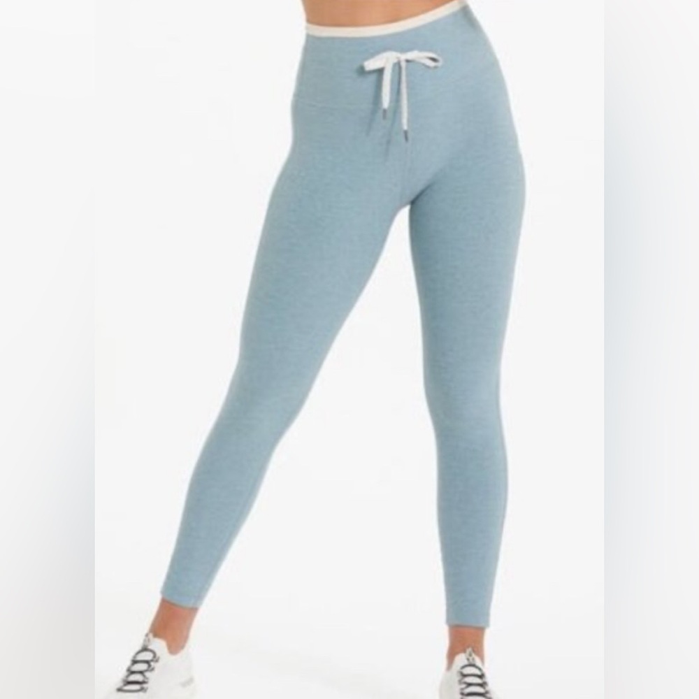 Vuori Vibe Elevation Leggings - Picture 2 of 3